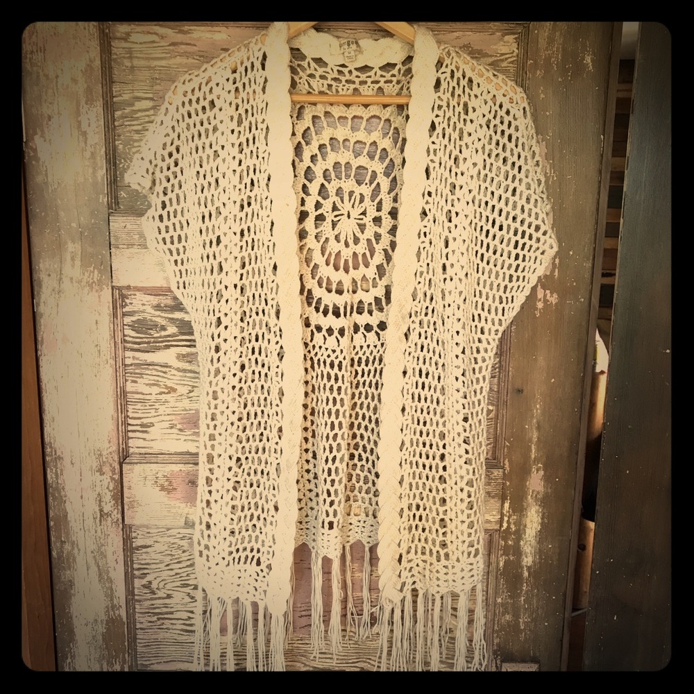 Vintage white crochet top